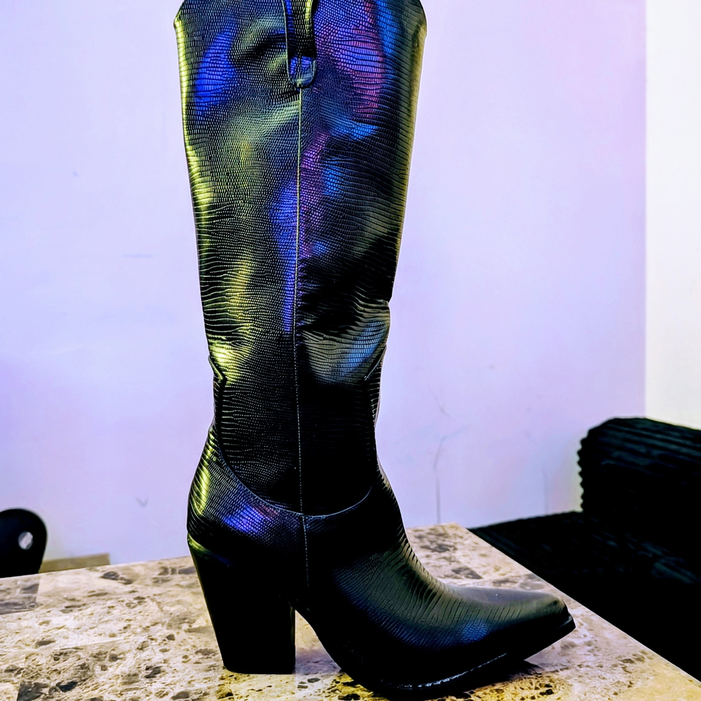 Y'ALL-TERNATIVE Shiny PU Cowboy Boots NWOT
